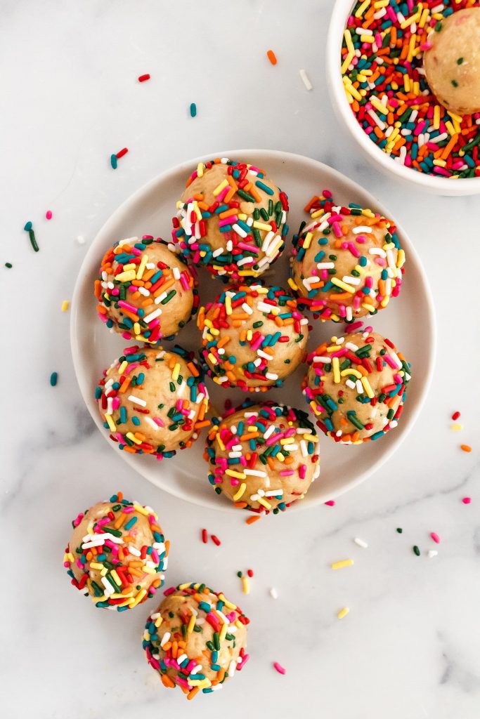 7 ingredient birthday cake protein balls