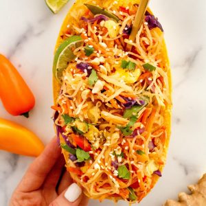 best-healthy-spaghetti-squash-pad-thai-with-carrots-cabbage-pea-pods-and-peppers