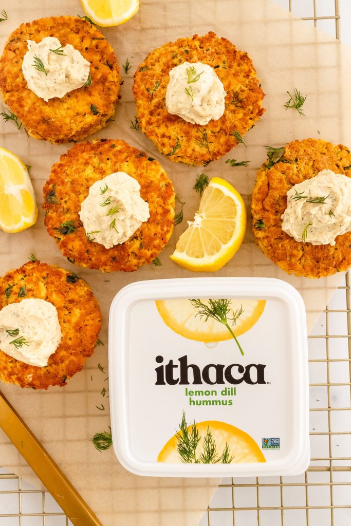 easy lemon dill salmon cakes made with canned salmon, fresh dill and lemon and hummus
