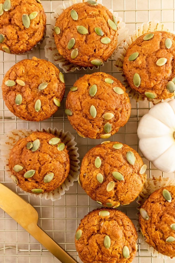 easy whole wheat fluffy pumpkin muffins