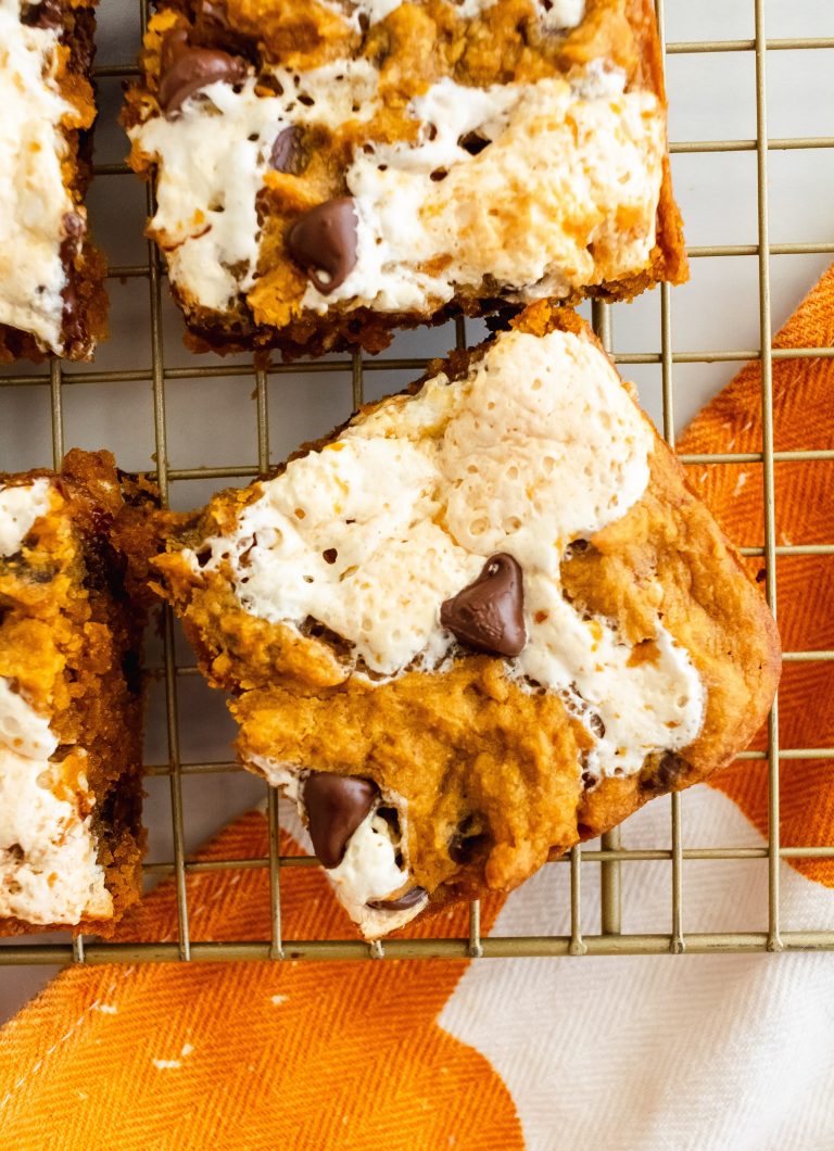 gluten-and-dairy-free-pumpkin-marshmallow-bars