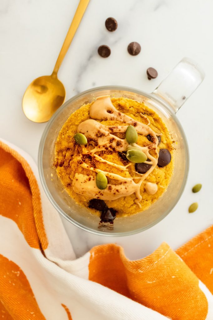gluten free pumpkin chocolate chip mug cake