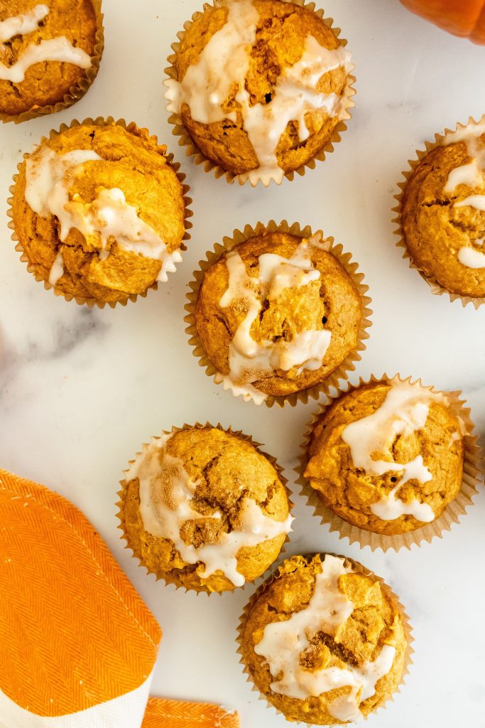healthy-pumpkin-muffins-with-maple-glaze