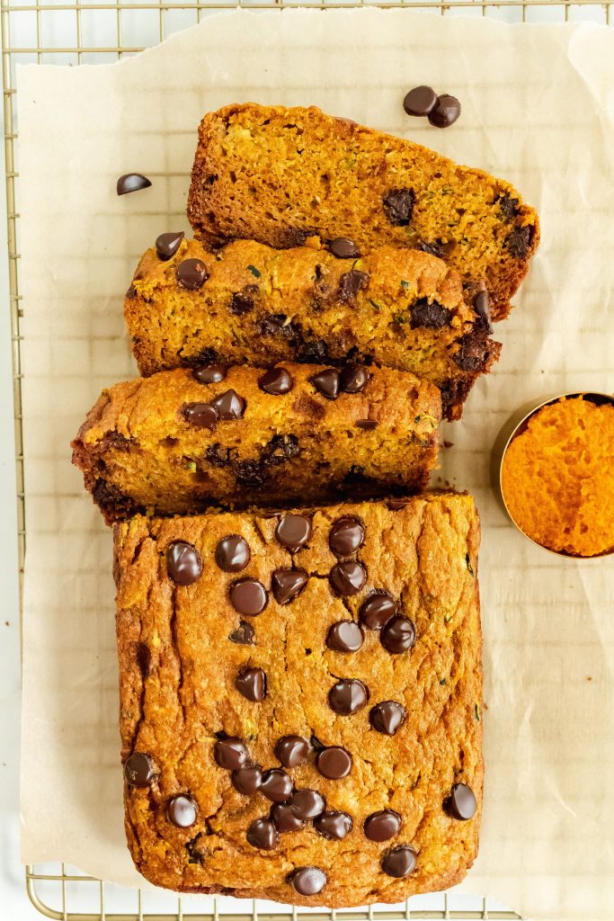 healthy pumpkin zucchini bread