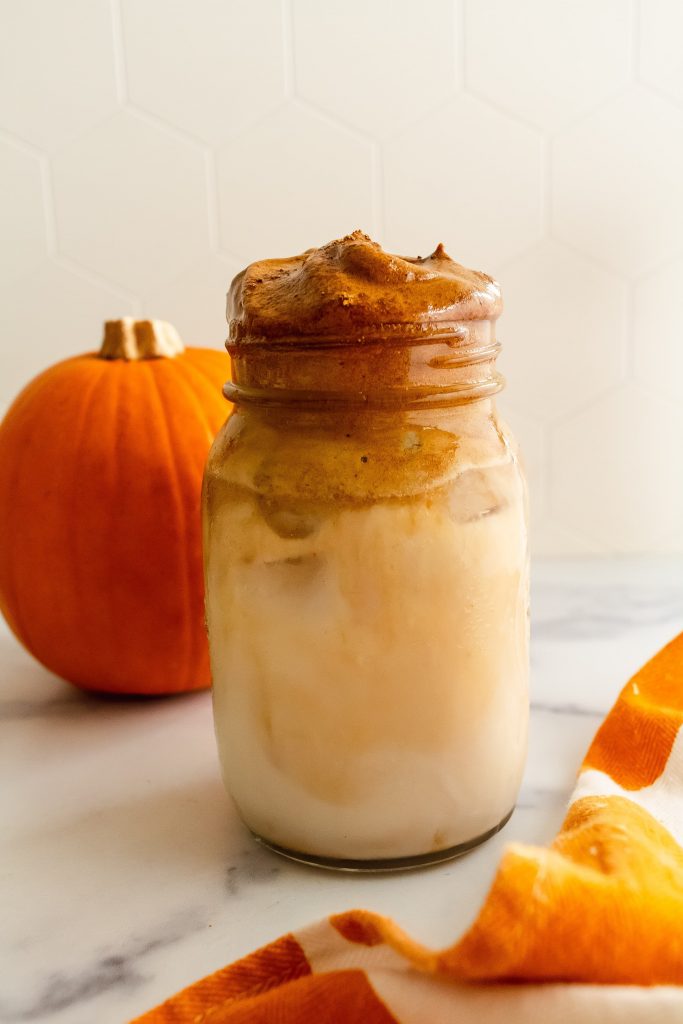 how to make pumpkin spice whipped coffee