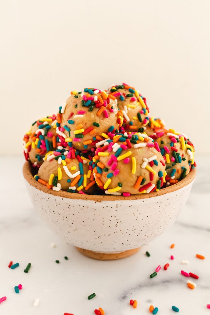 no bake healthy birthday cake balls