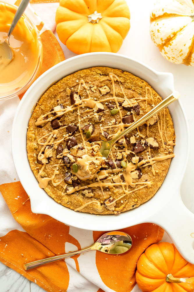 paleo pumpkin cookie skillet