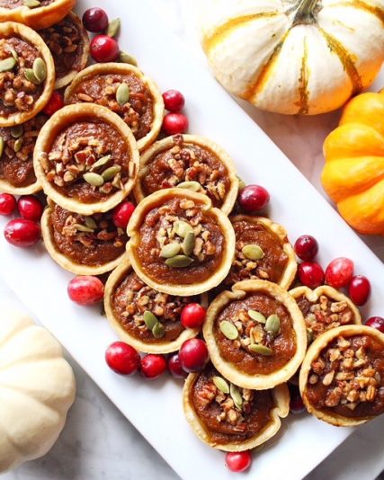 mini pumpkin spice latte pie bites 
