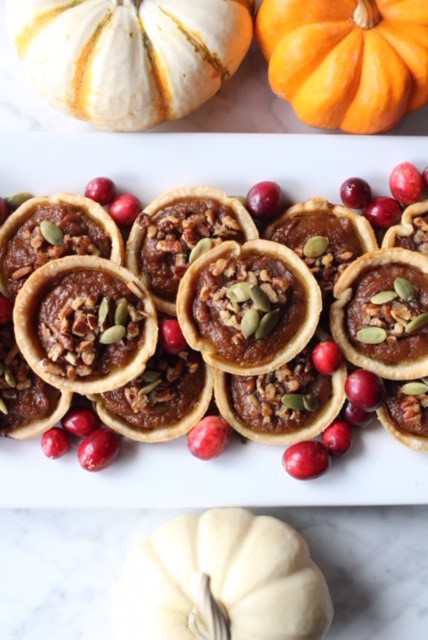 mini pumpkin spice latte pie bites