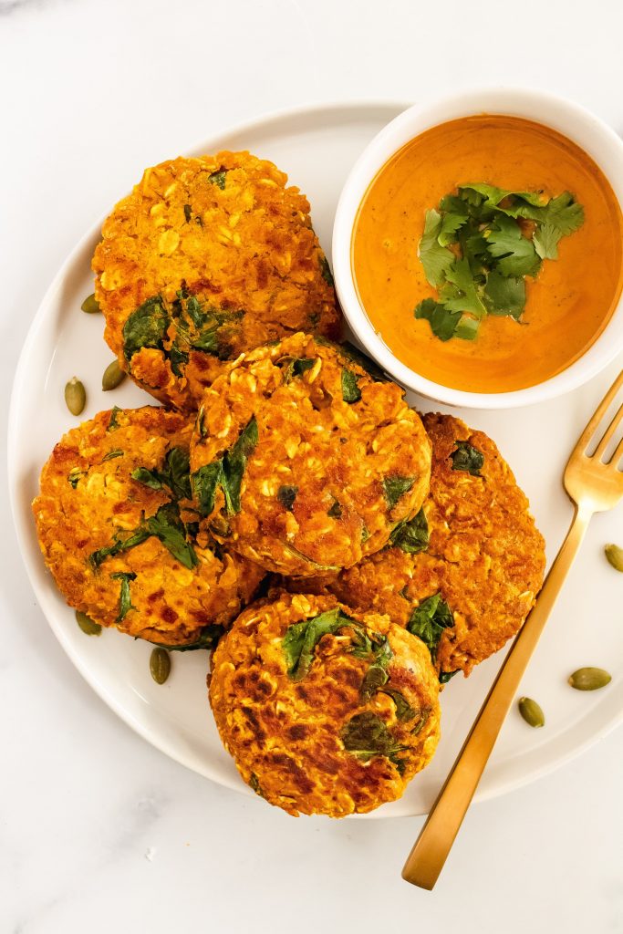 pumpkin spinach oat cakes