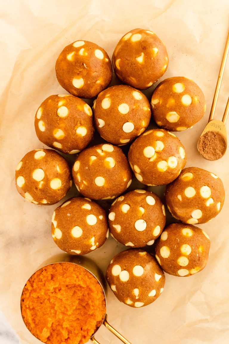 pumpkin-white-chocolate-chip-chip-snickerdoodle-energy-bites