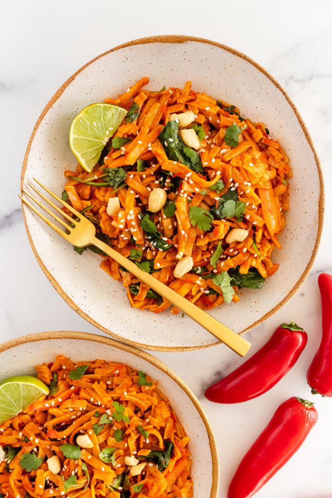 spicy thai red curry noodles 